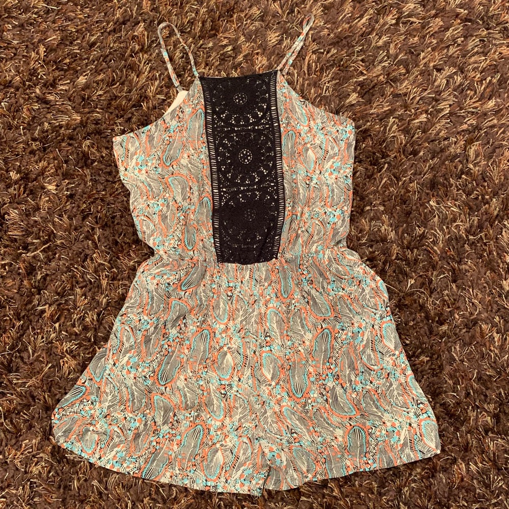 Daniel Rain sleeveless romper size small